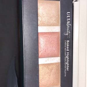 Ulta Beauty 3-piece baked highlighter palette